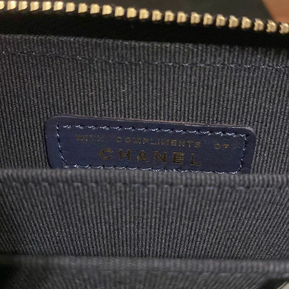 CHANEL - authentic wallet - limited edition - Picture 6 of 7